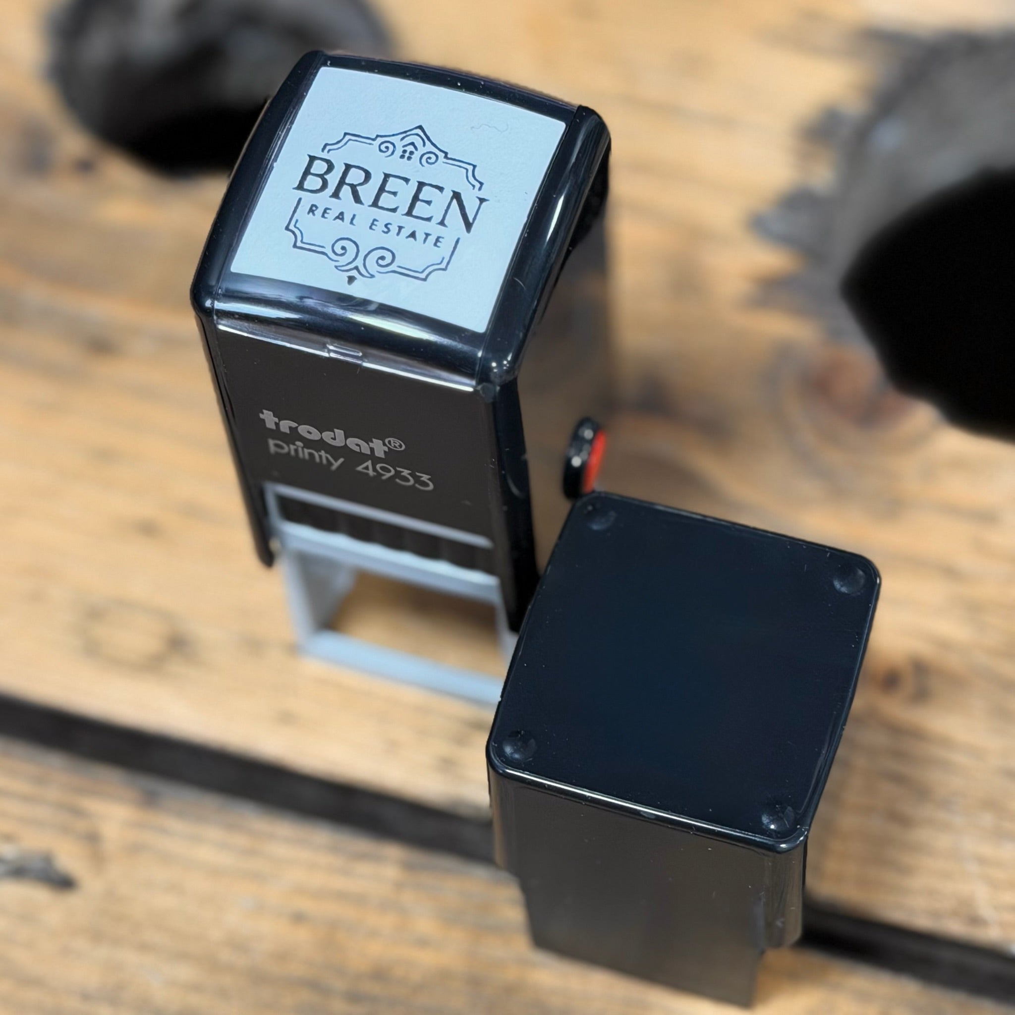 Square Stamp Breen Real Estate